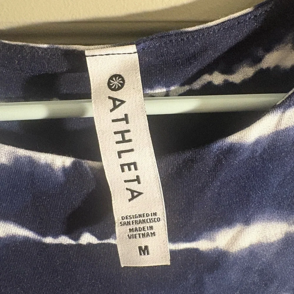 Athleta Navy and White Tie-Dye Tank Top - Picture 2 of 7